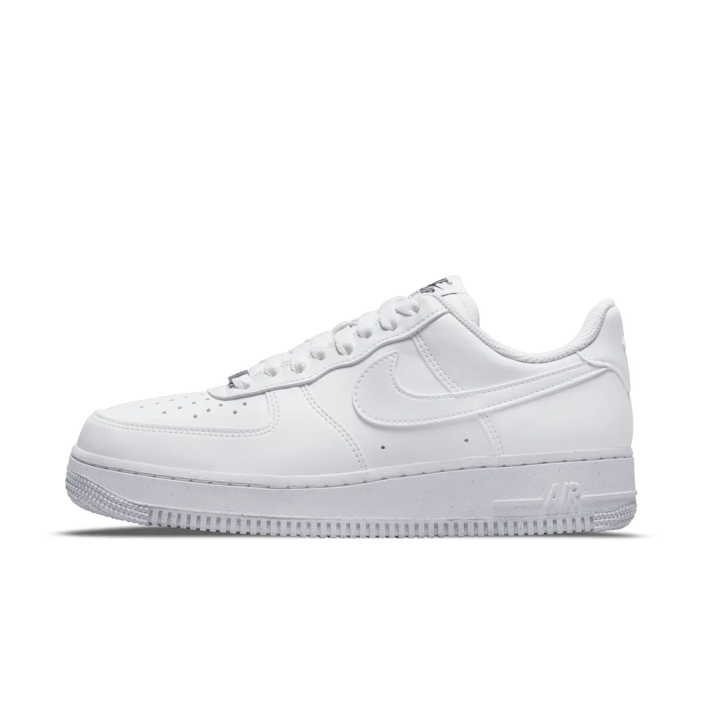 Nike Air Force 1 07 Next Nature DC9486-101 / weiss