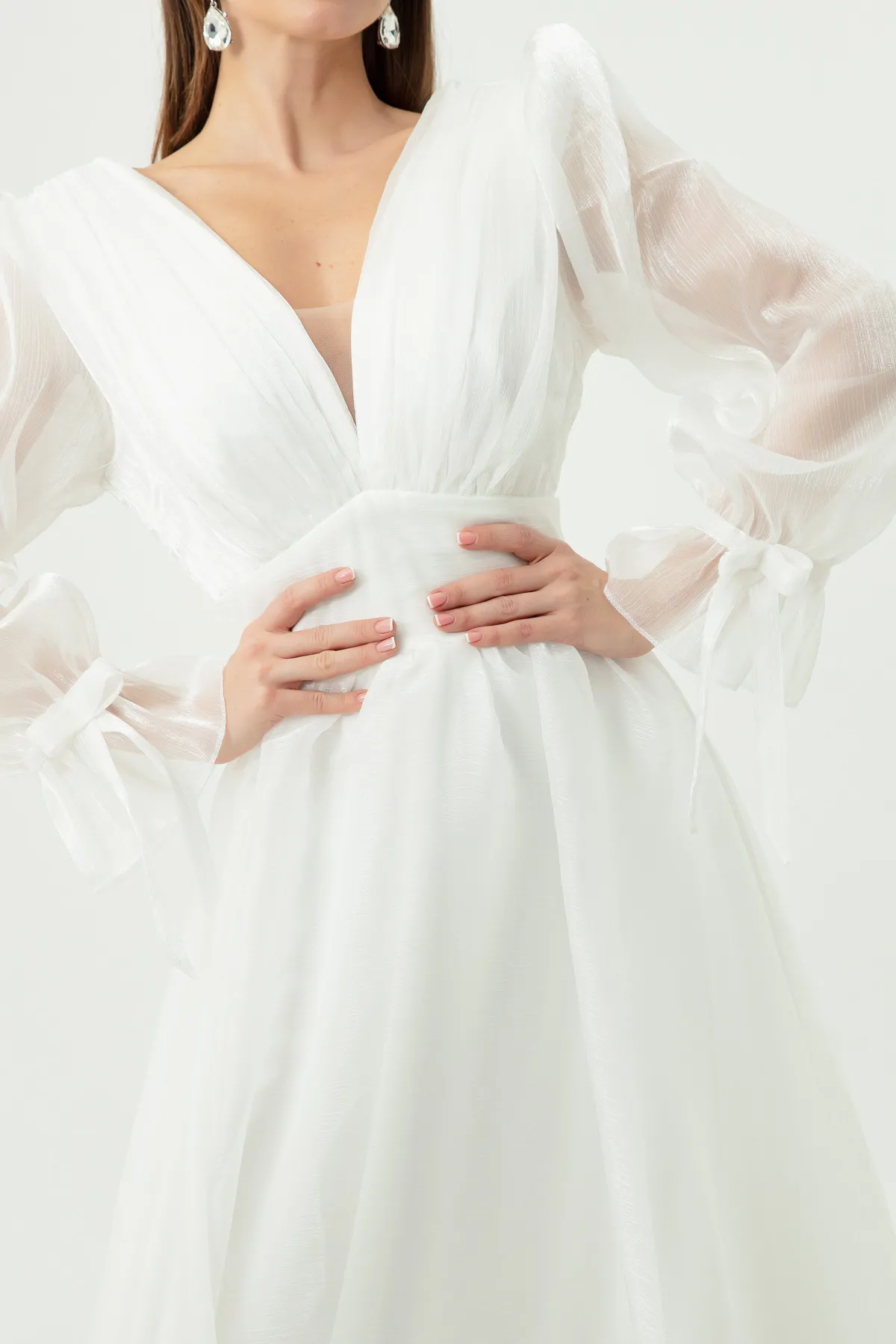 Lafaba  Weißes langes Abendkleid für Damen mit Ballonärmeln und V-Ausschnitt