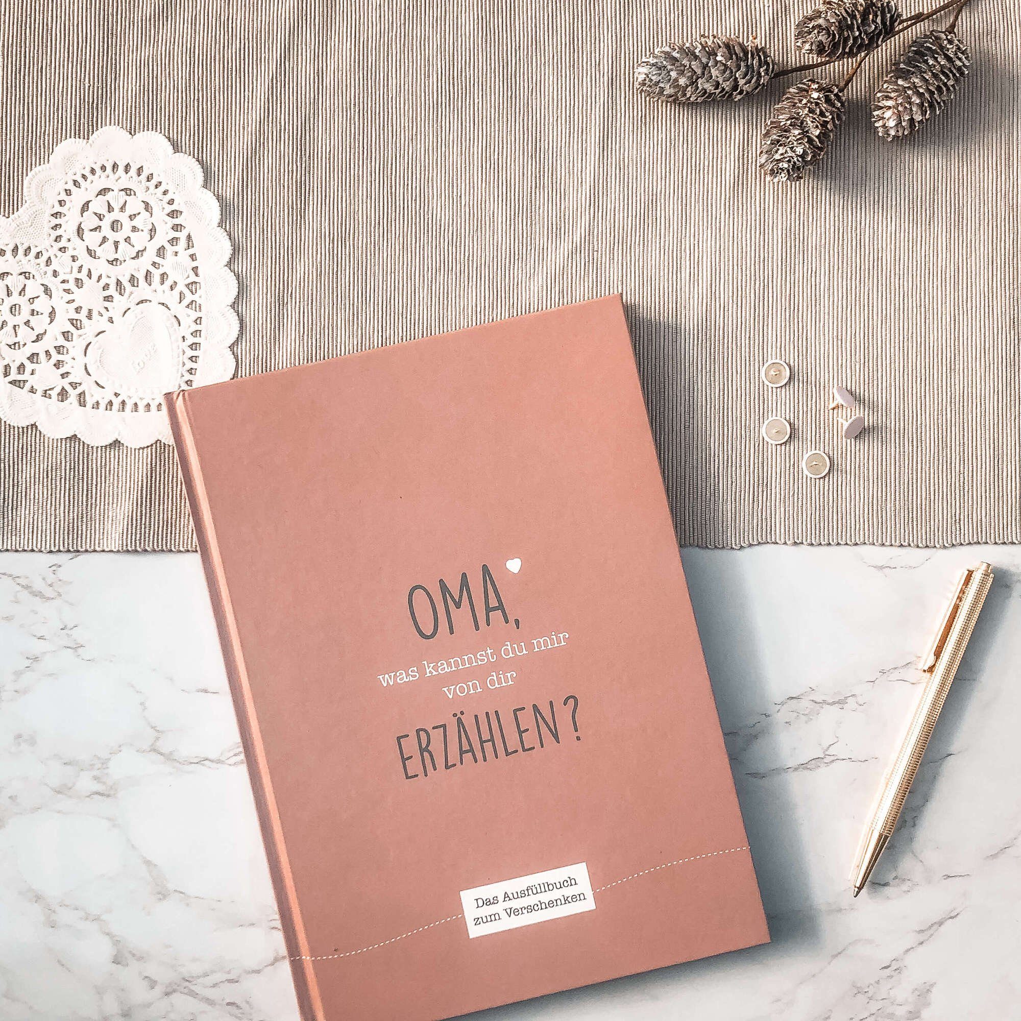 CUPCAKES & KISSES Notizbuch Oma was kannst du erzählen, Buch zum ausfüllen, Geschenke für Oma, Tolles Geschenk für deine Oma