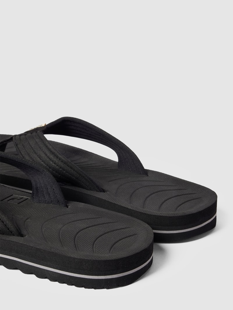 Zehentrenner mit Label-Detail Modell 'DBAH ECO' in schwarz
