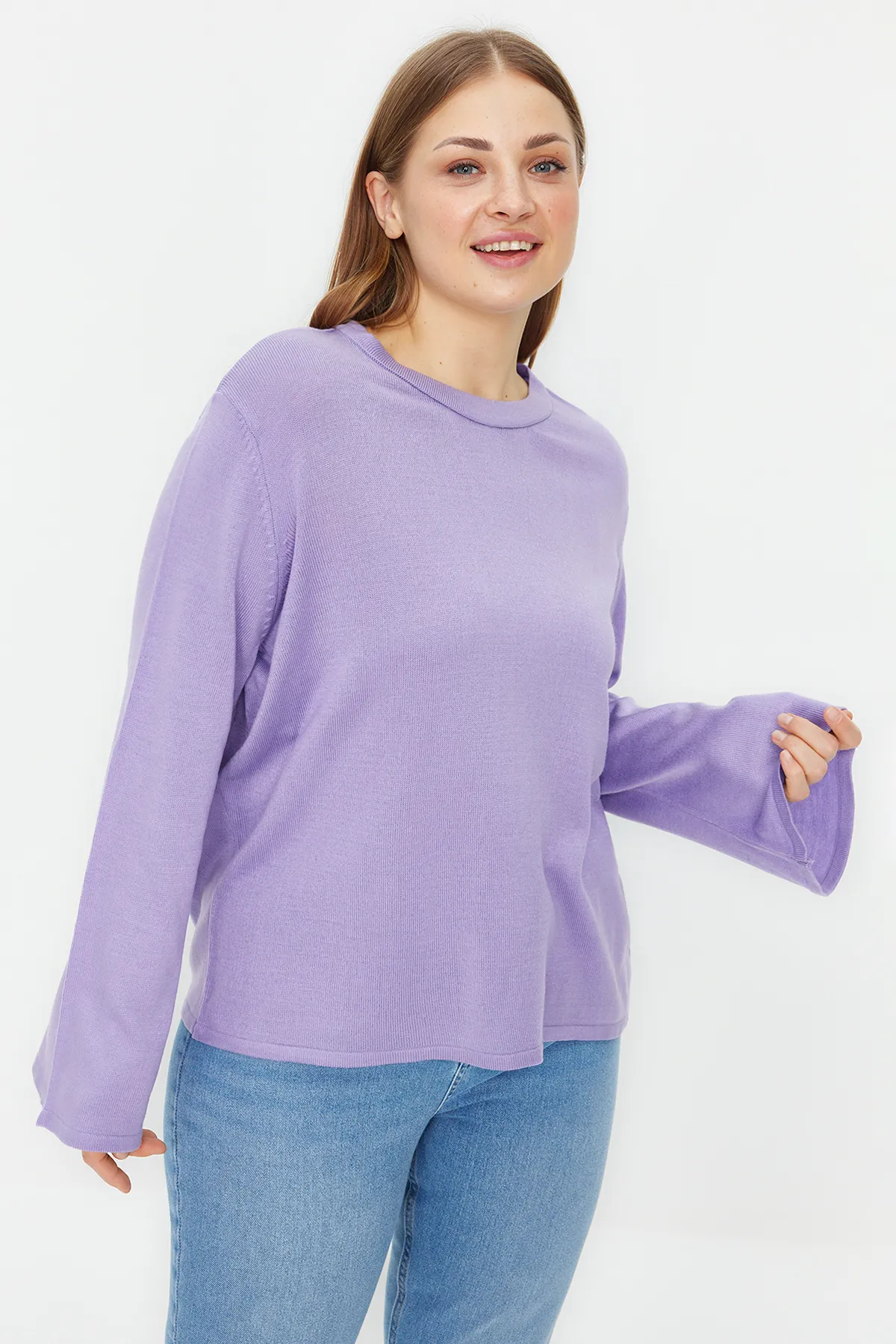 Trendyol Curve  Lila Strickpullover mit spanischen Ärmeln TBBAW23AN00034