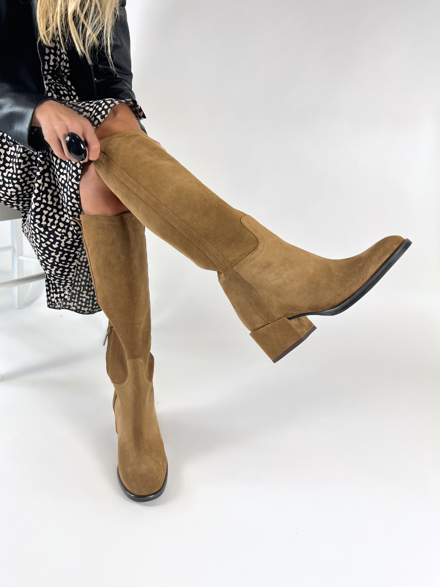 The Seller  RS2338 F8108  - Cognac