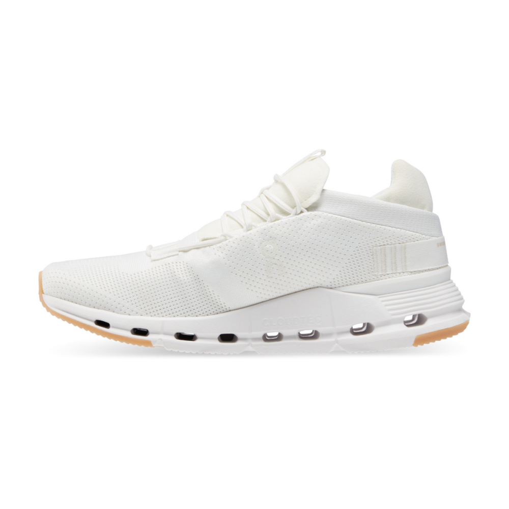 ON Cloudnova Undyed 77.98486 / weiss