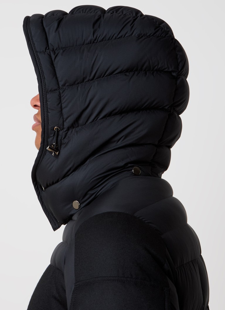 Jachetă Moncler Barbustel cu puf și glugă detașabilă