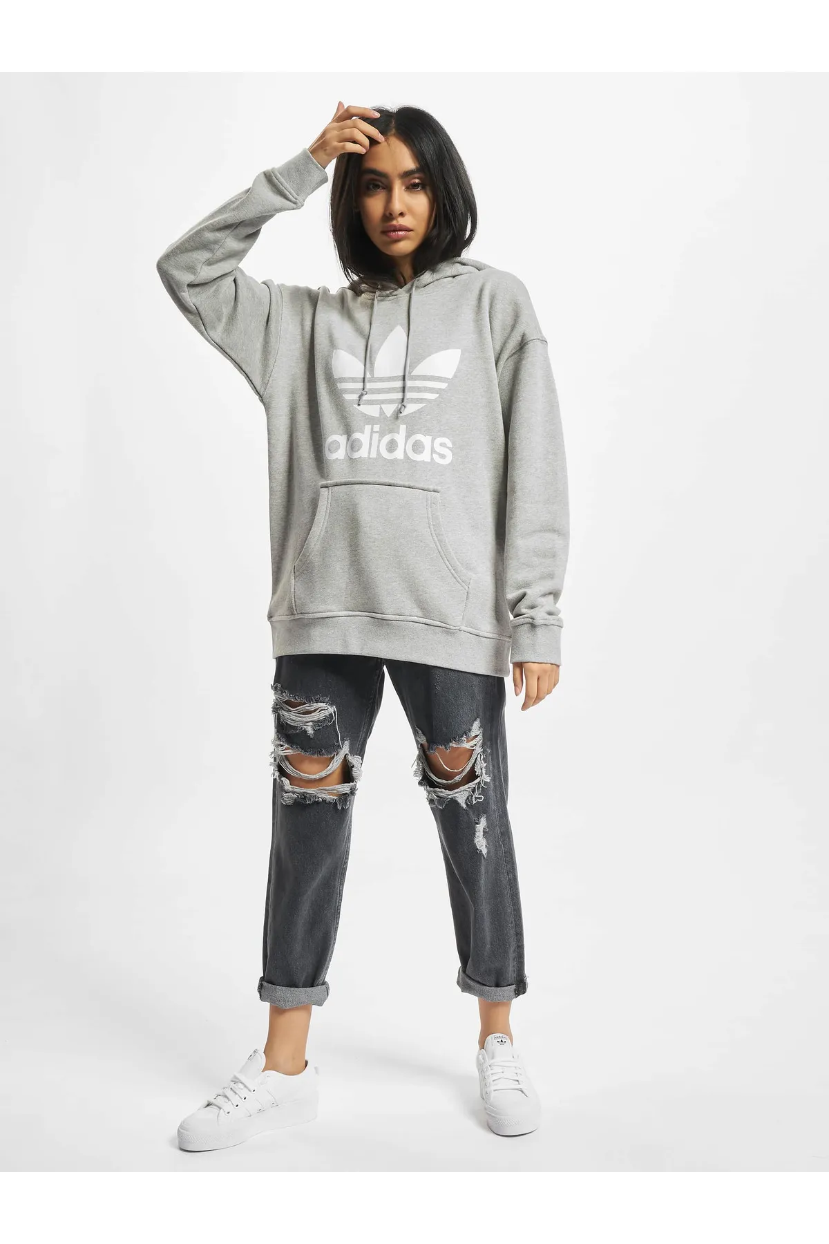 adidas  Sweatshirt - Grau - Regular Fit