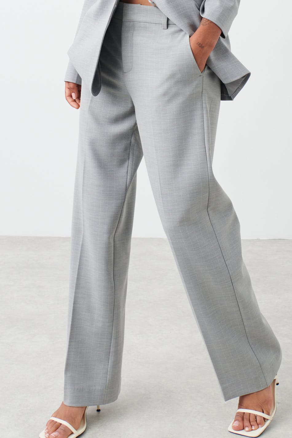 Straight petite trousers