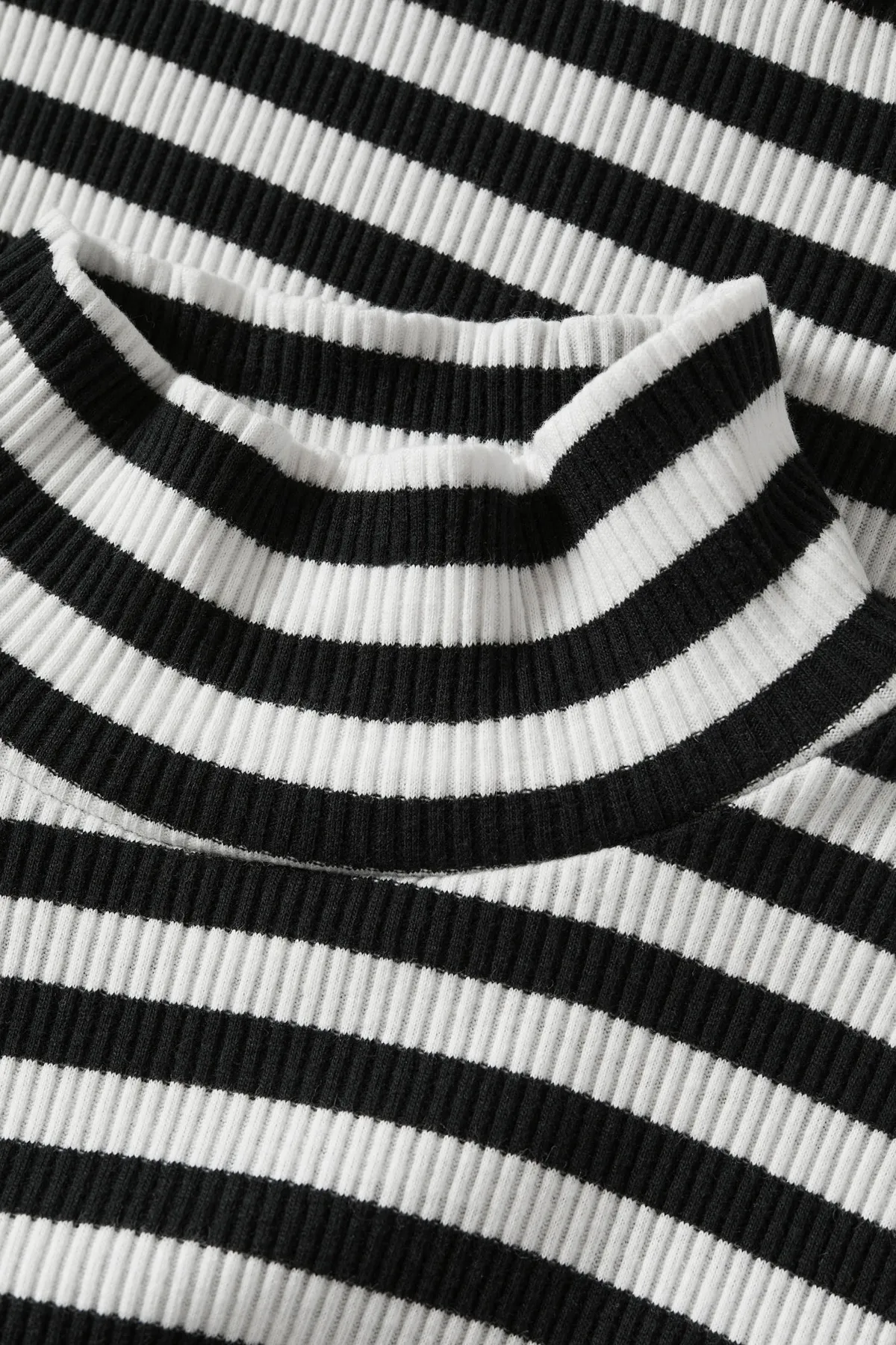 MANGO Kids  Schwarzes T-Shirt für Mädchen