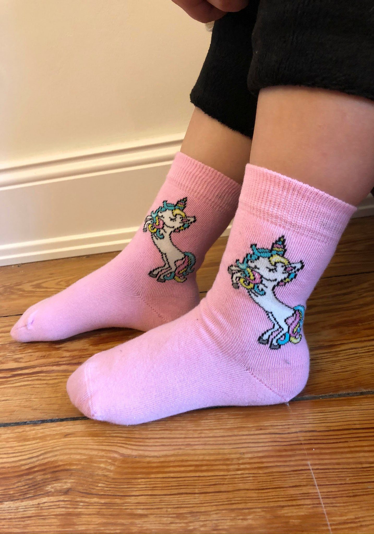 H.I.S Basicsocken (4-Paar) mit Einhorn Motiven