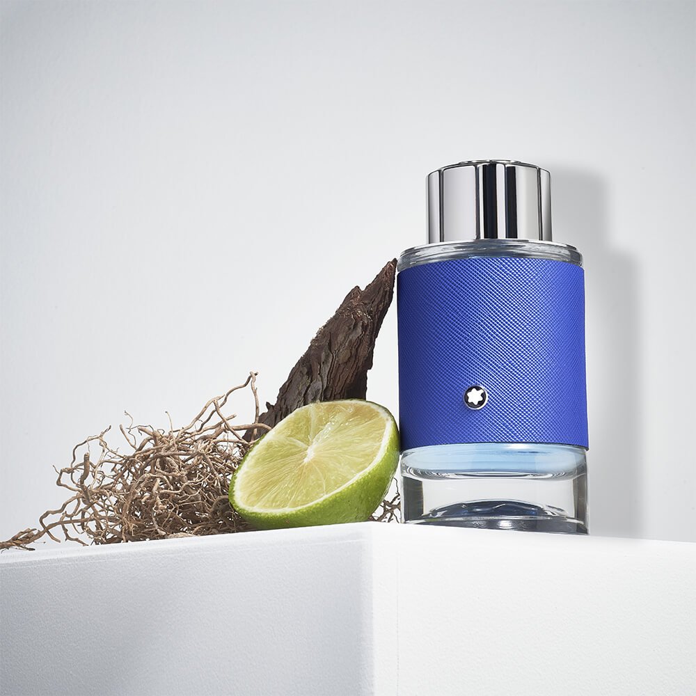 Montblanc Explorer Ultra Blue Eau de Parfum Nat. Spray