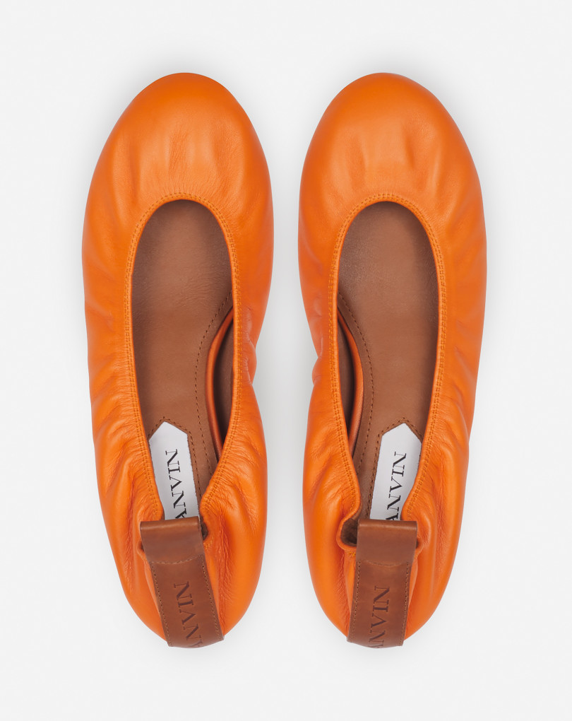 LA BALLERINE EN CUIR