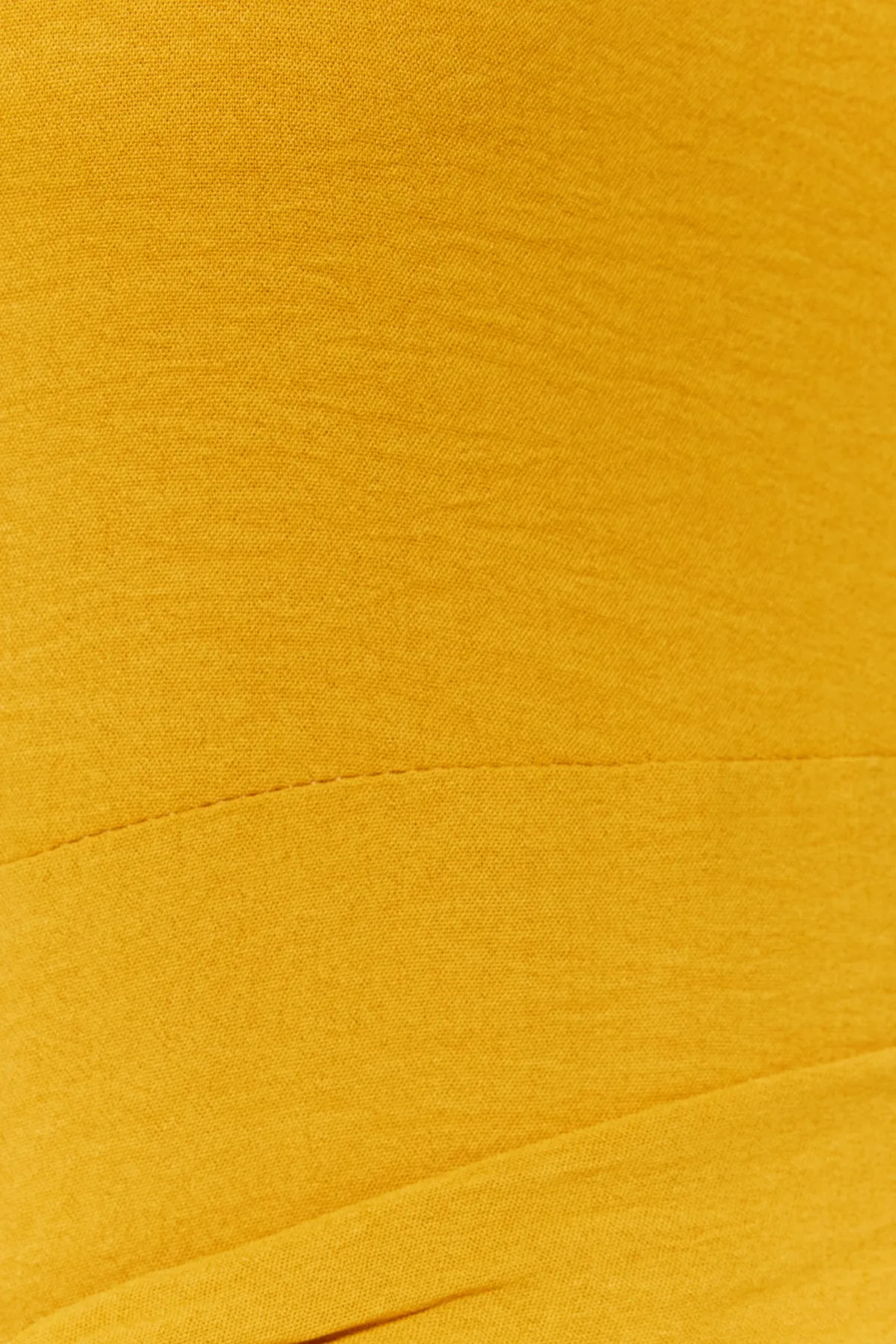 Trendyol Modest  Gelbes Aerobin-Gewebtes Kleid mit Bindedetail TCTSS23EB00140