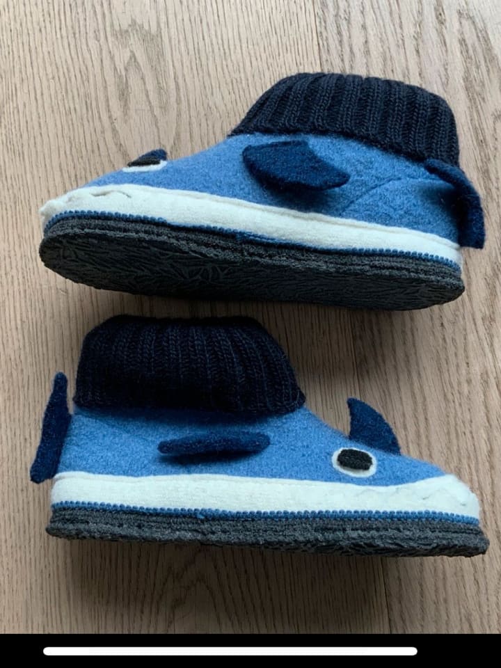 kitz-pichler Hüttenschuhe „Squalo“ Hai NEU günstig kaufen 29