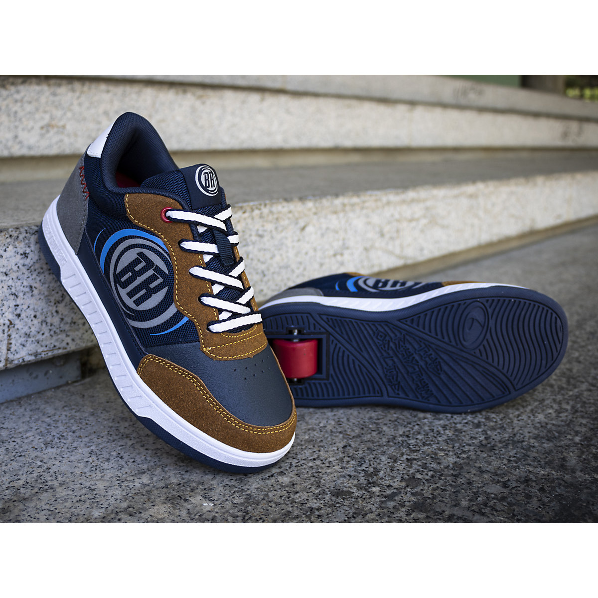 Schuhe mit Rollen 