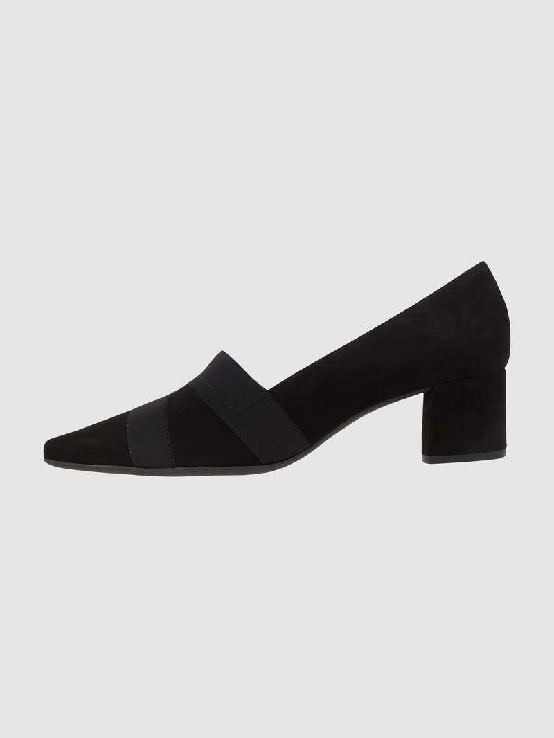 Pumps aus Leder in schwarz