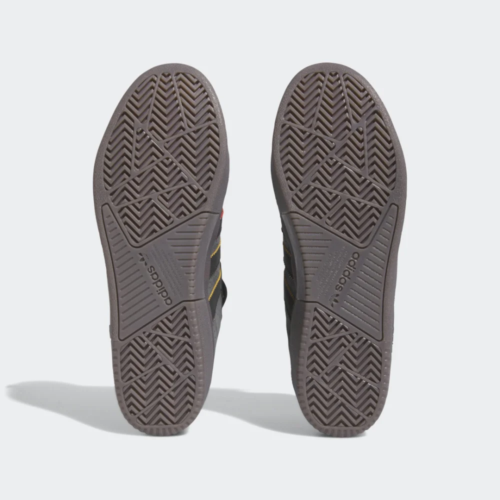 adidas Tyshawn IG5271 / schwarz