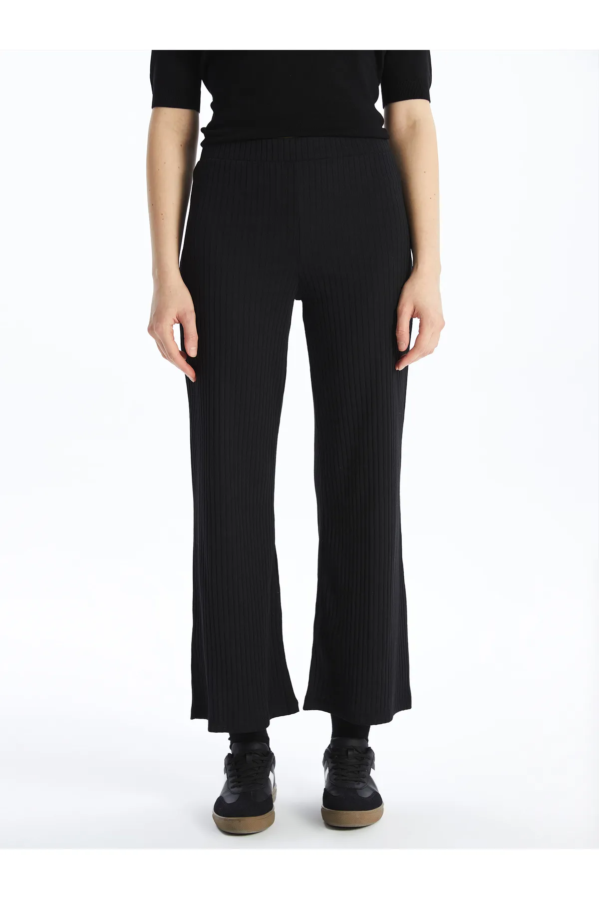 LC Waikiki  Schlichte Damen-Jogginghose mit weitem Bein und elastischem Bund