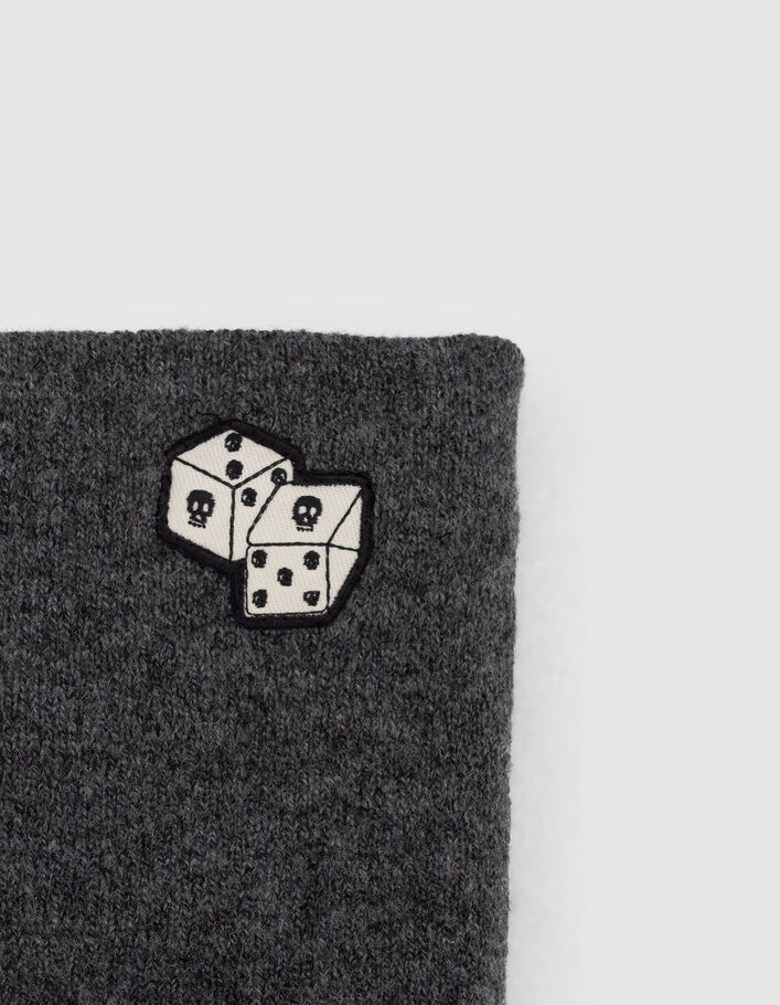 Snood gris tricot fourré badge dés garçon