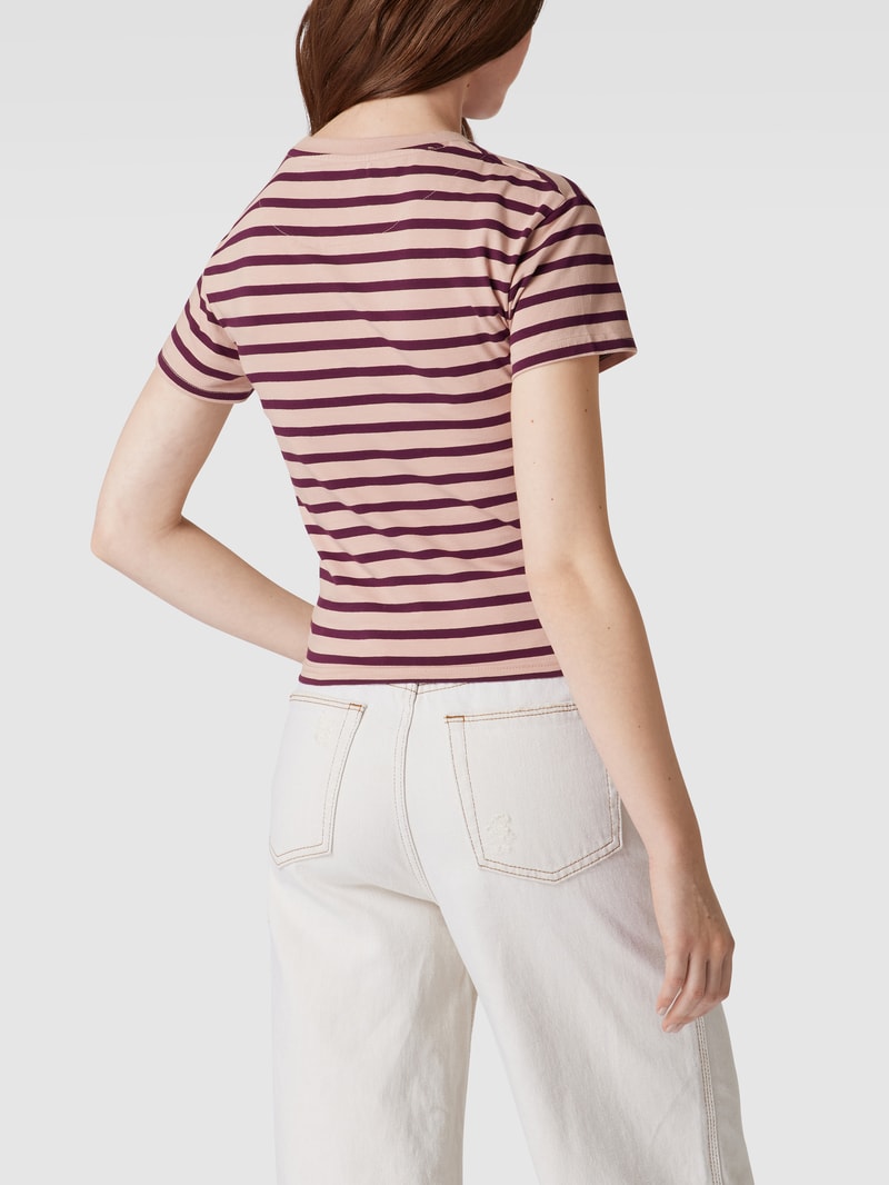 T-Shirt mit Streifenmuster in hellrosa