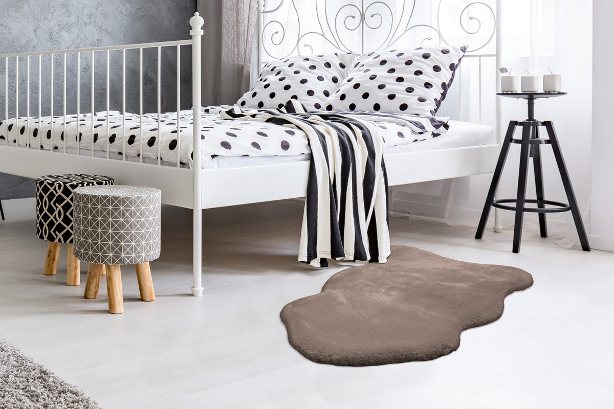 Padiro Teppich Rabbit Light Sheepskin 825 Taupe