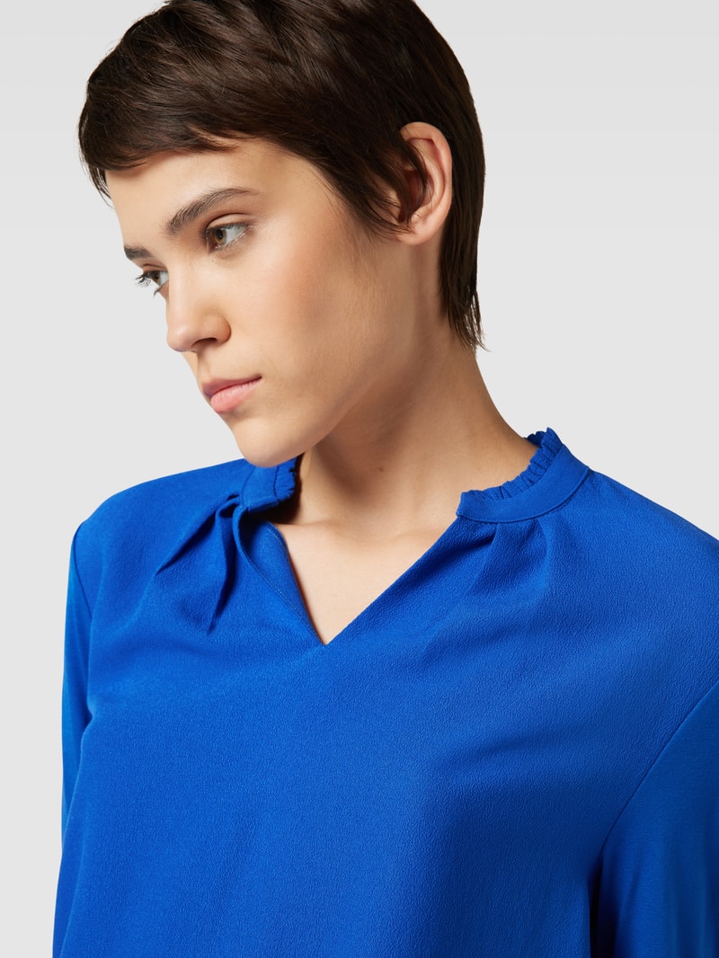 Blusenshirt mit Stehkragen und Smok-Details in royalblau