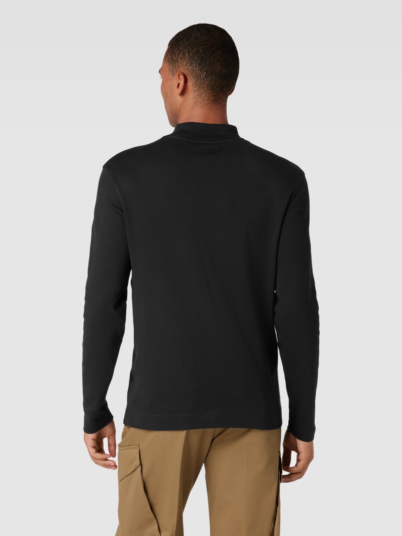 Pullover mit Turtleneck in schwarz