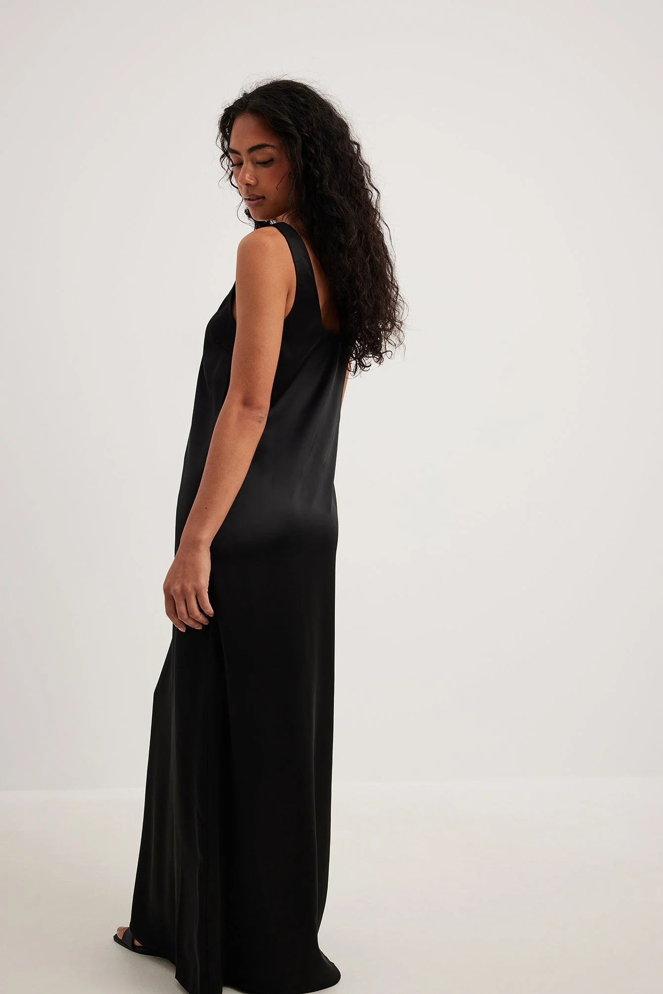 Gerades Satin Maxikleid