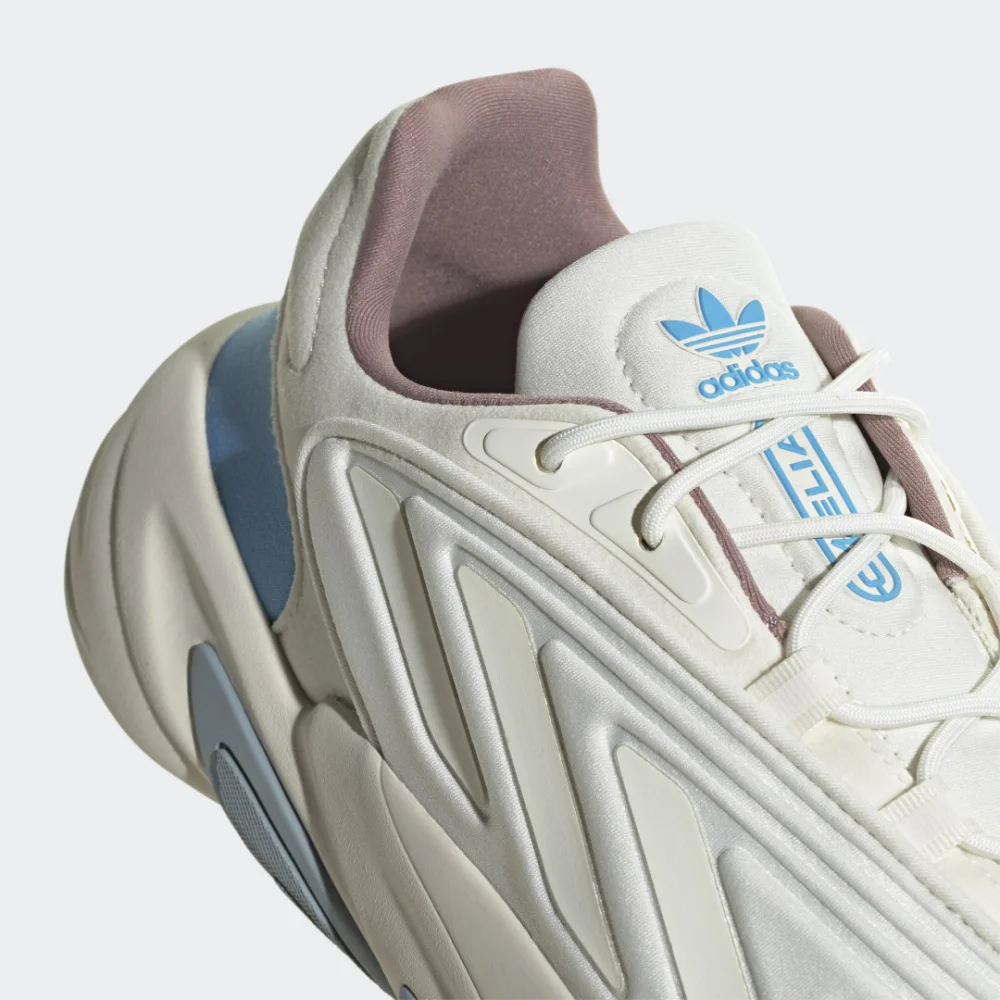 adidas Ozelia GX4502 / weiss