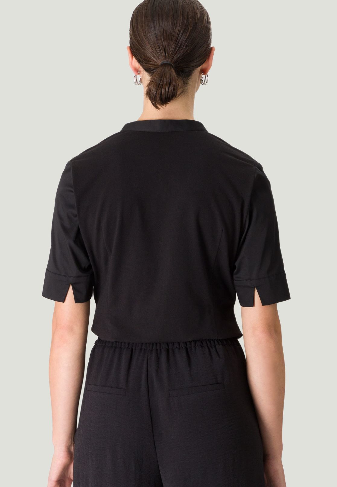 Bluse mit V-Ausschnitt