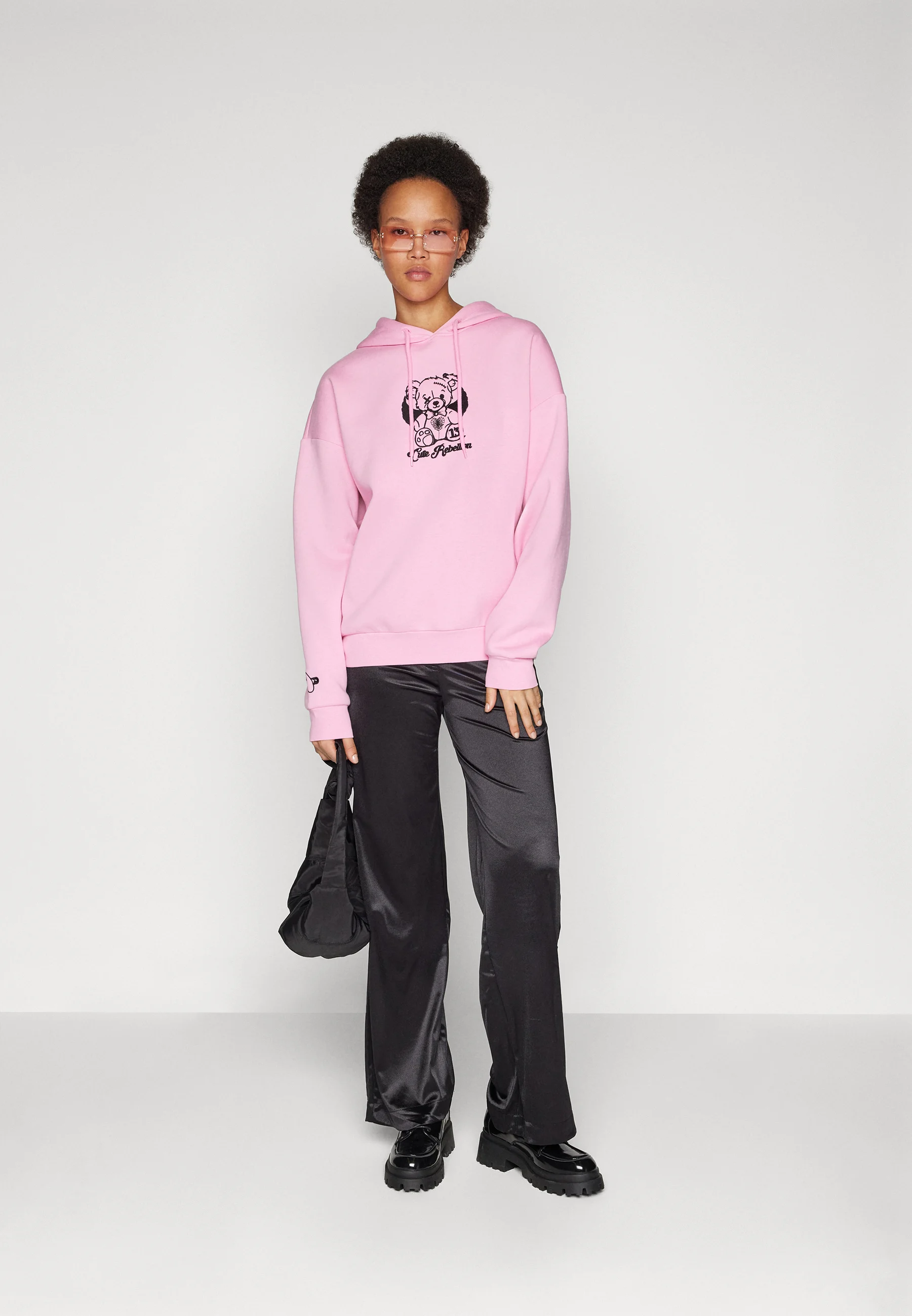 Sudadera con capucha extragrande de osito de peluche grunge Even&Odd Cora - Sudadera