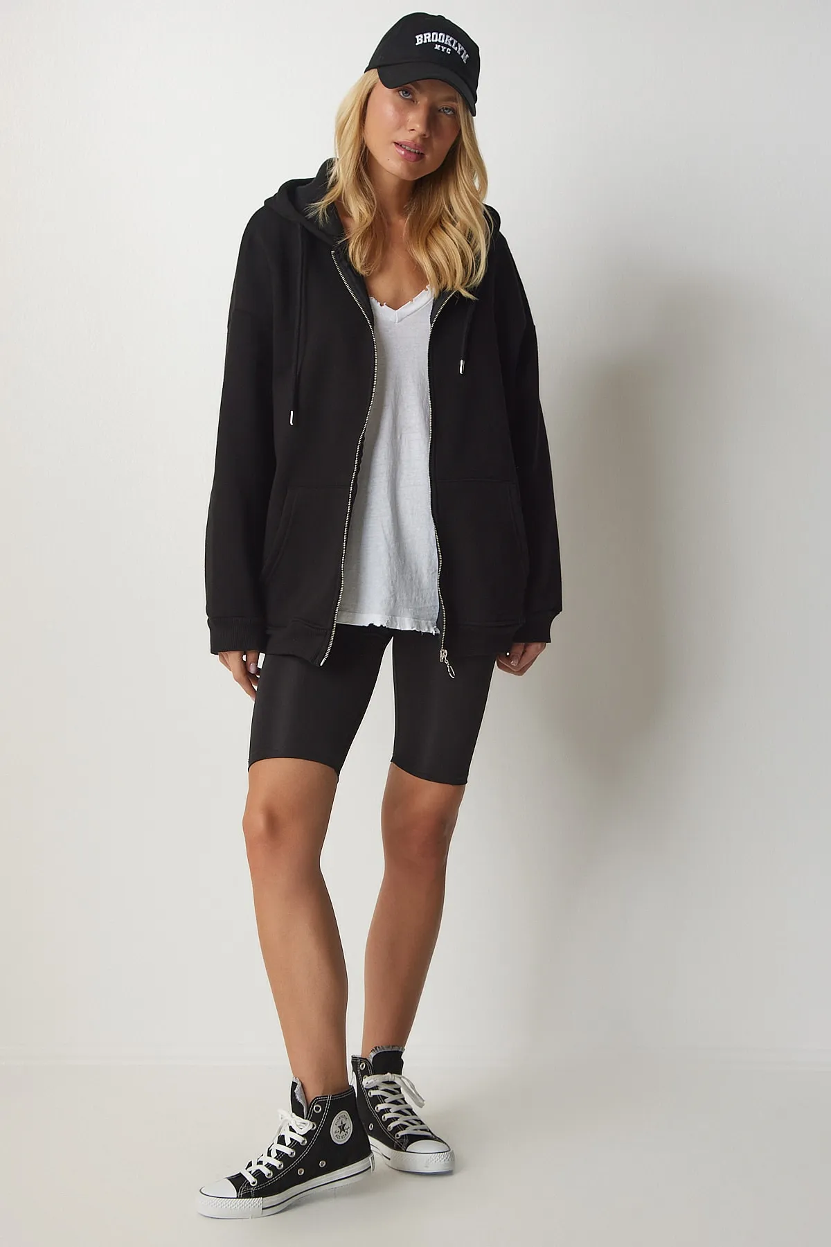 Happiness İstanbul  Sweatshirt - Schwarz - Oversized