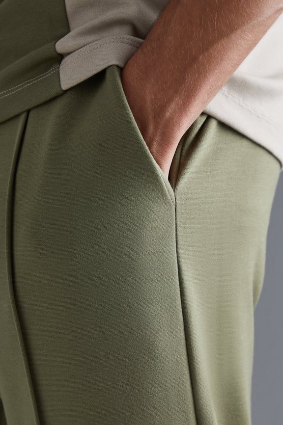 Schmale Slim-Fit Jogginghose mit elastischem Bund