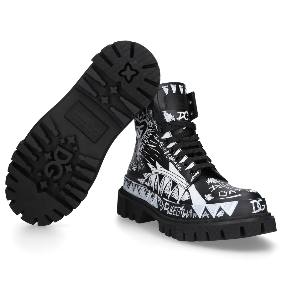 Dolce & Gabbana - Stiefeletten HI TREKKING Kalbsleder - schwarz