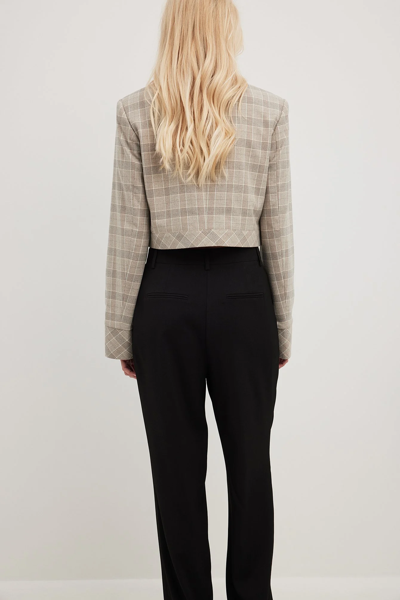 Dünne cropped Jacke mit Karomuster