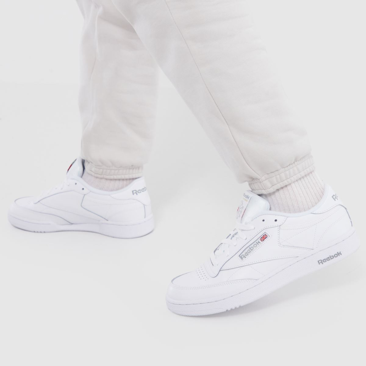 Reebok Club C 85 – Vita och grå träningsskor