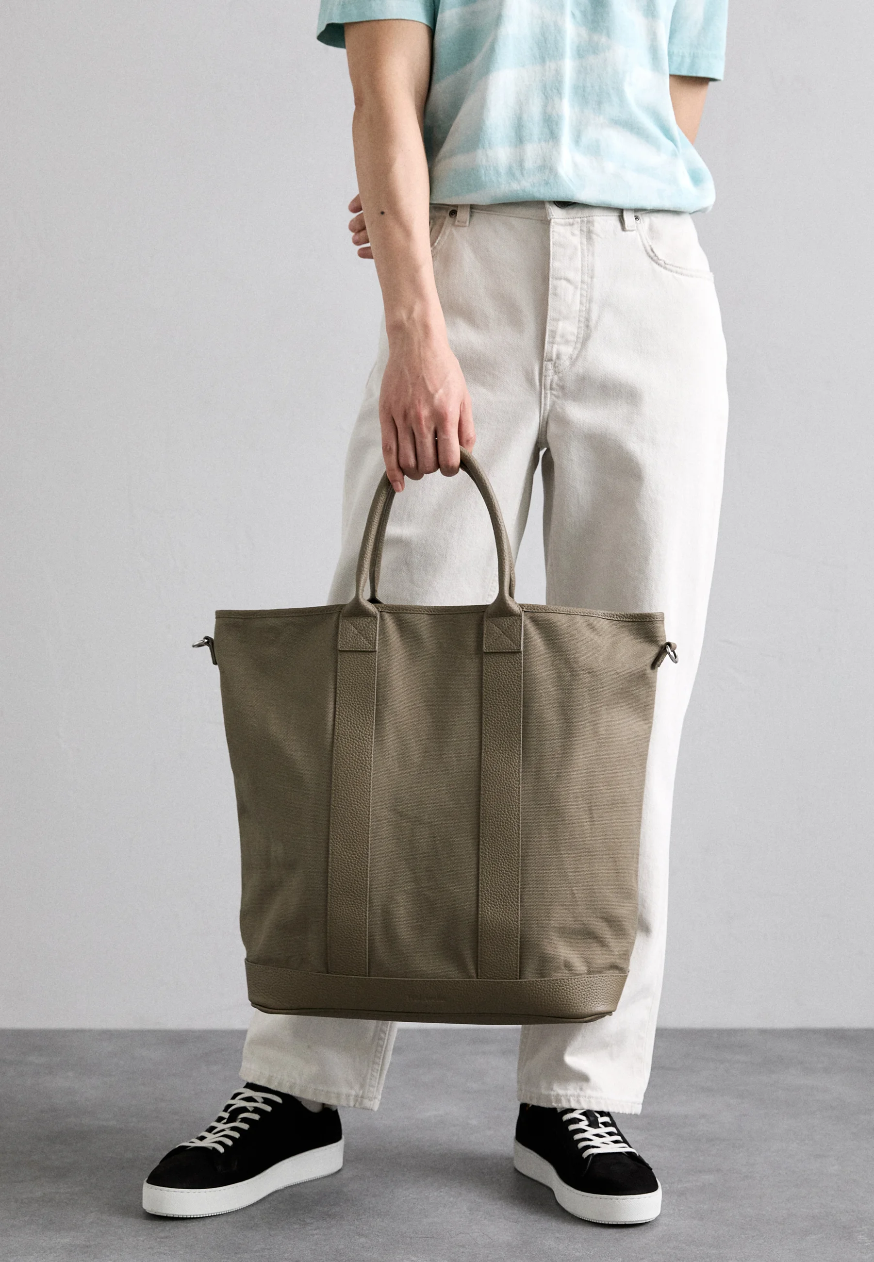Holzweiler NATHAN TOTE BAG UNISEX - Bolsa de compras
