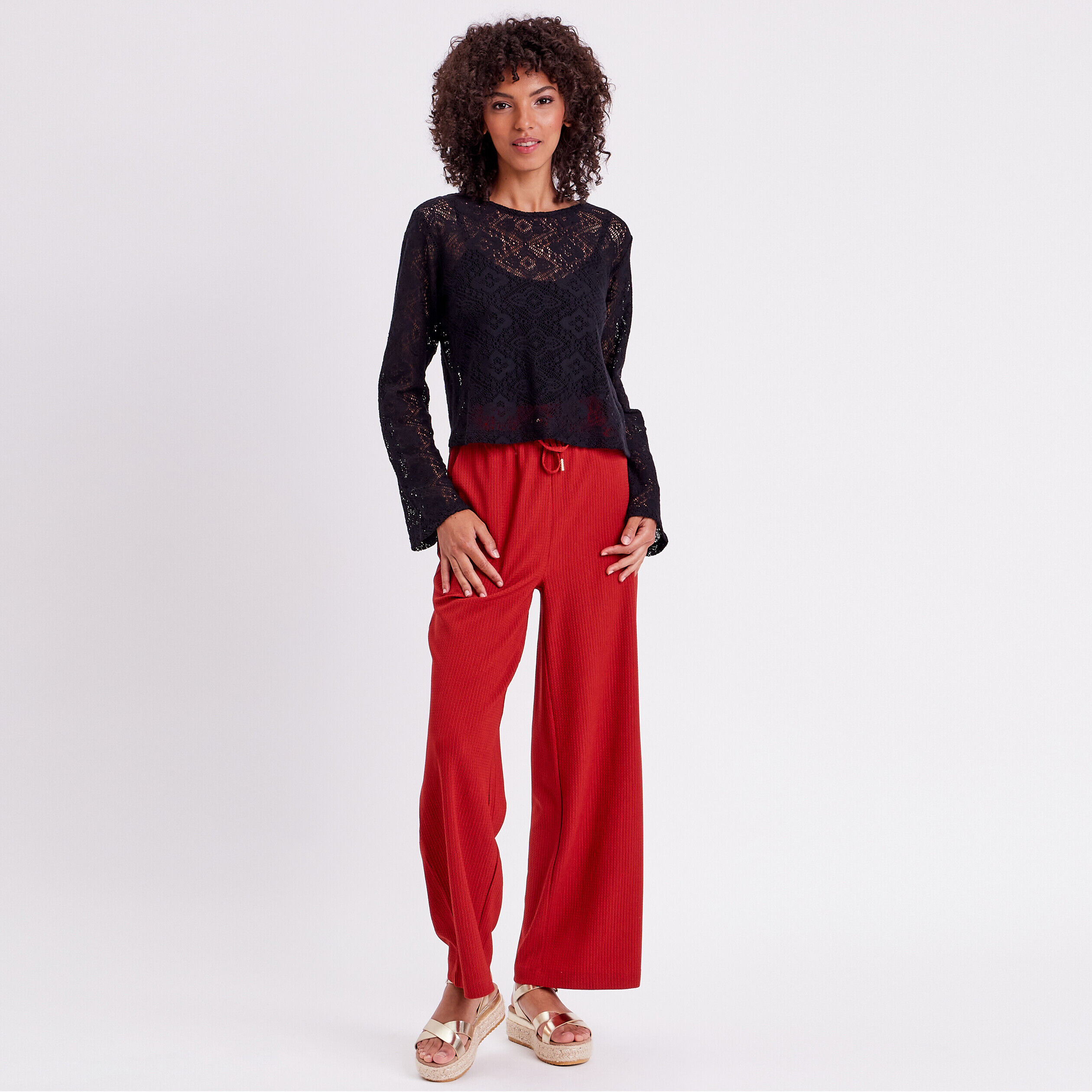 T-shirt crochet col rond noir femme | Cache Cache