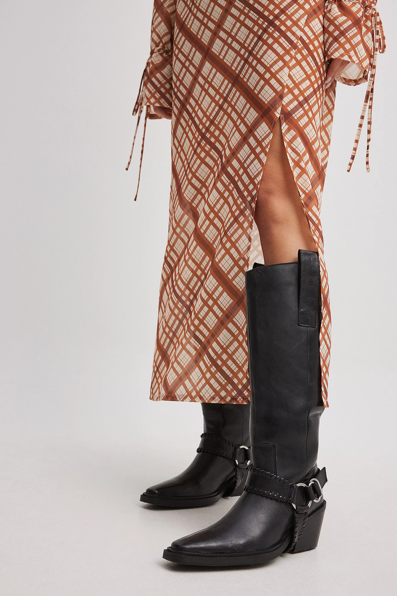 Cowboystiefel aus Leder mit Schnallendetail