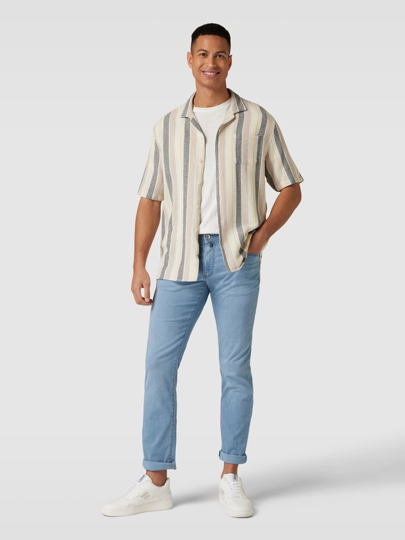 Tapered Fit Jeans mit Stretch-Anteil Modell 'Lyon' in blau
