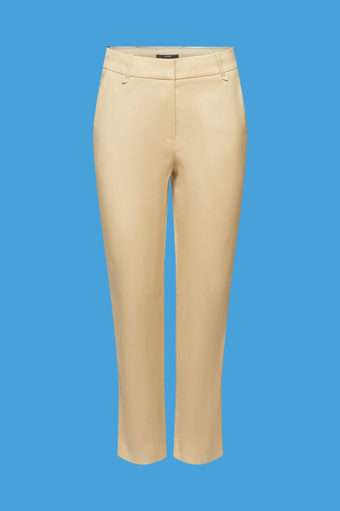 Schmal geschnittene Hose mit hohem Bund