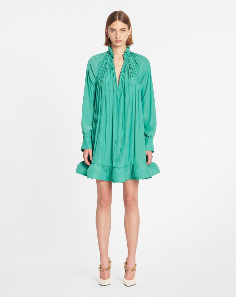 ROBE COURTE MANCHES LONGUES AVEC VOLANTS EN CHARMEUSE