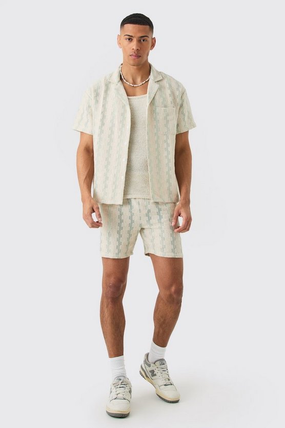 Gestreiftes Oversize Hemd und Shorts