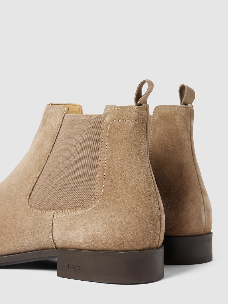 Chelsea Boots aus Leder mit Label-Details Modell 'Colby' in beige
