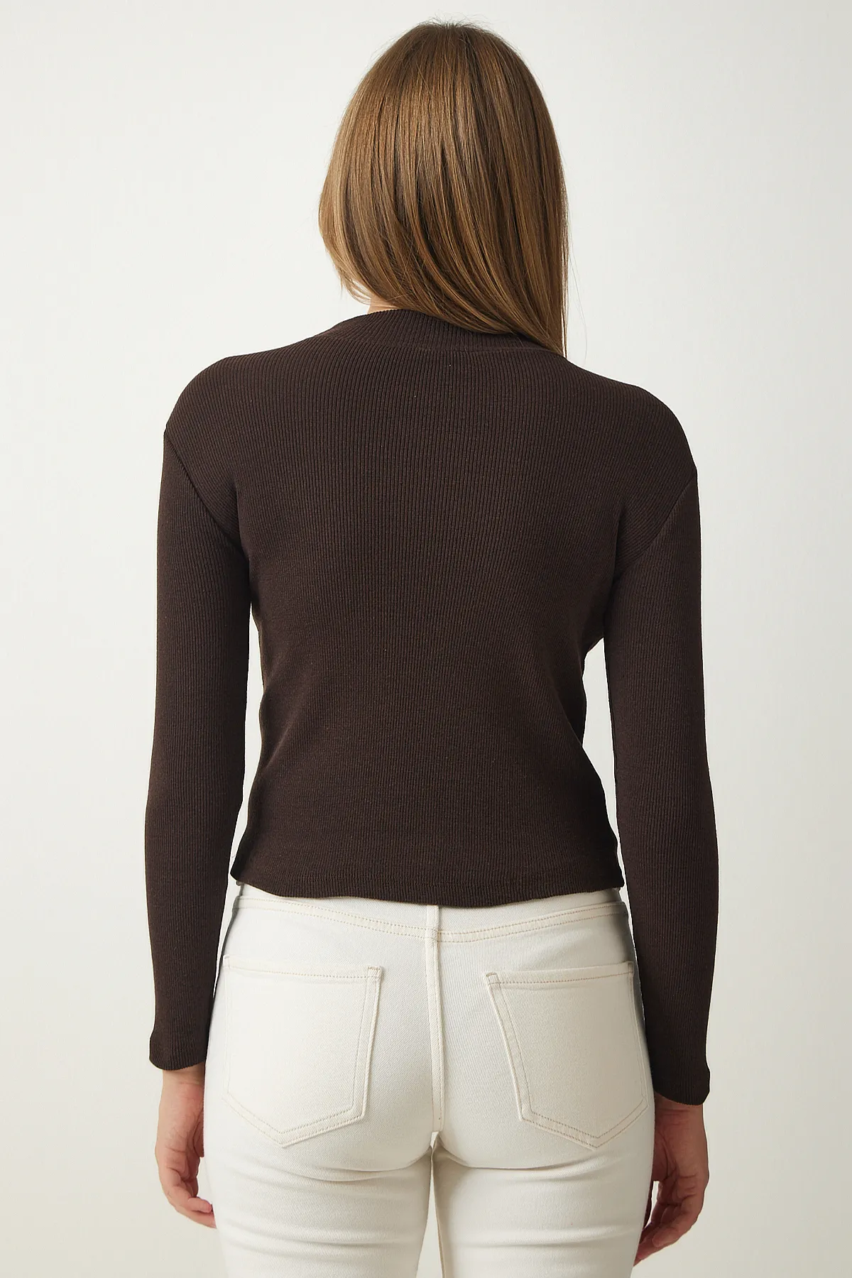 Happiness İstanbul  Cremefarbene, dunkelbraune, zweiteilige gerippte Rollkragenpullover-Strickbluse für Damen GT00053