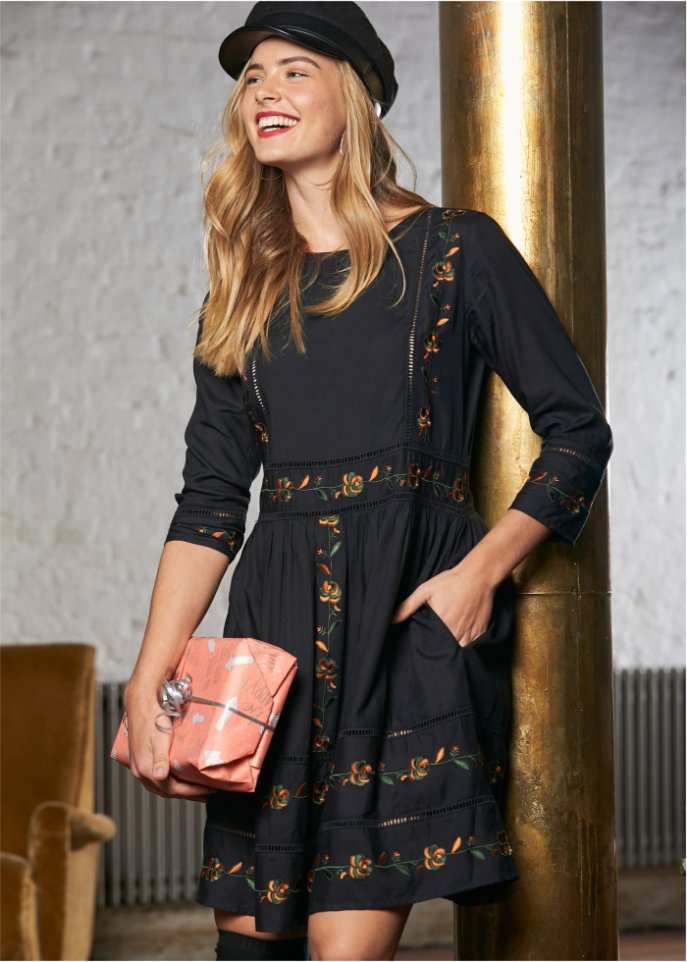 Blusenkleid mit Stickerei