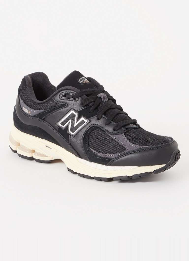 New Balance 2002R -verkkokankaiset lenkkarit nahkayksityiskohdilla