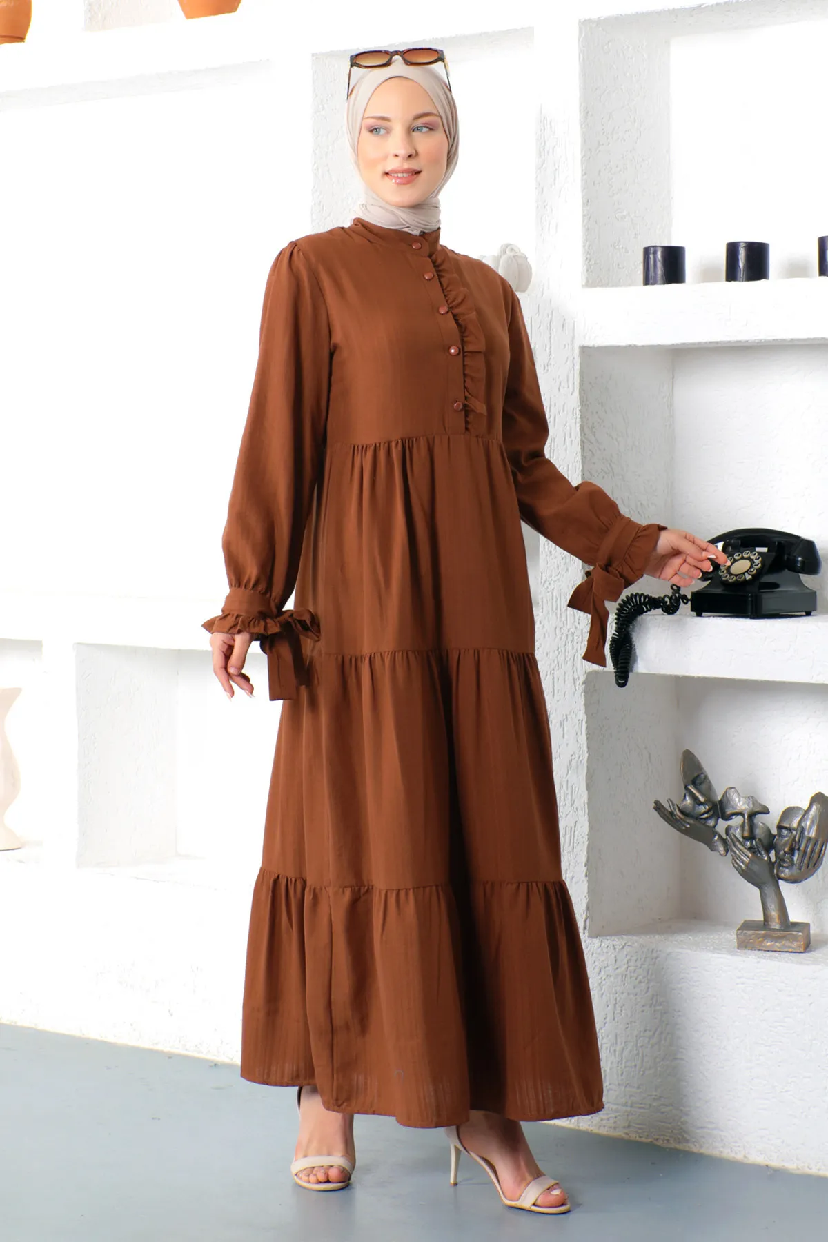 Tesettür Dünyası  Hijab-Kleid mit gebundenen Ärmeln Tsd221207 Braun