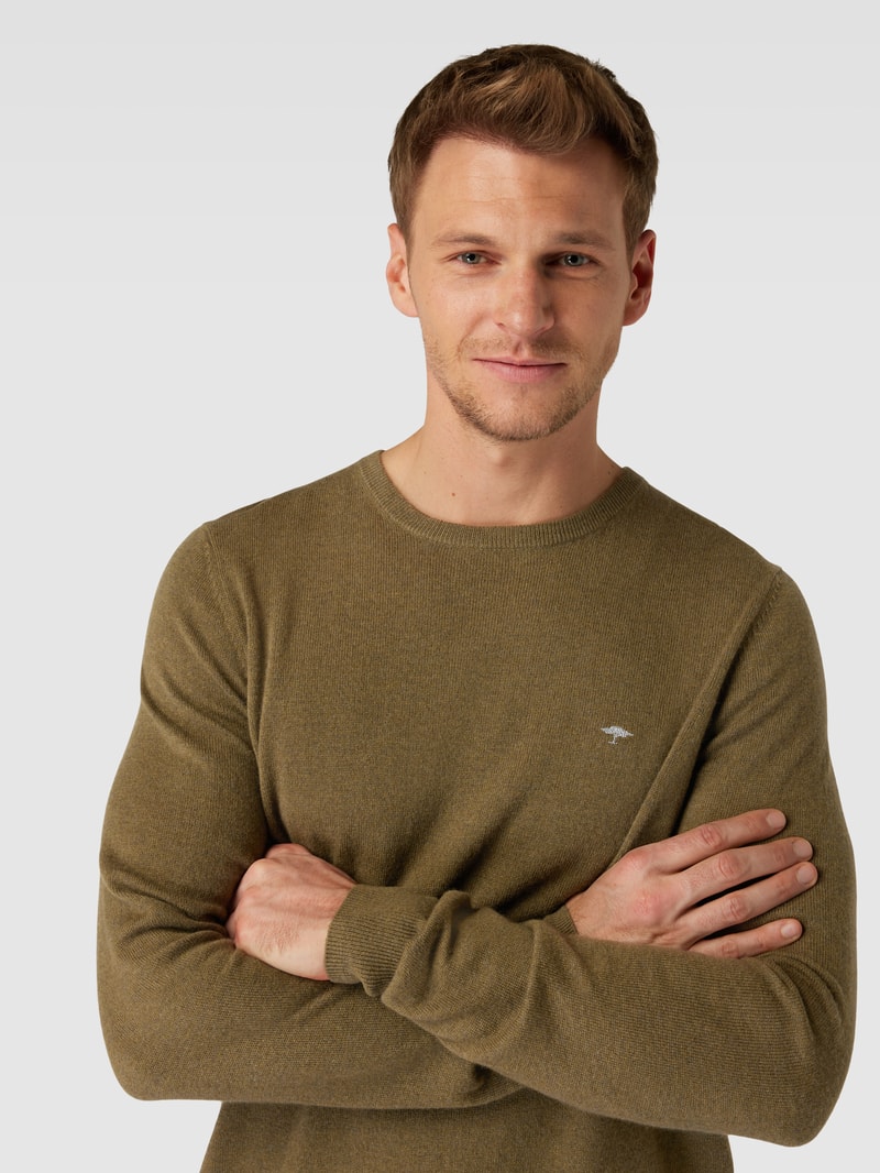 Strickpullover mit Rundhalsausschnitt in dunkelgrün meliert