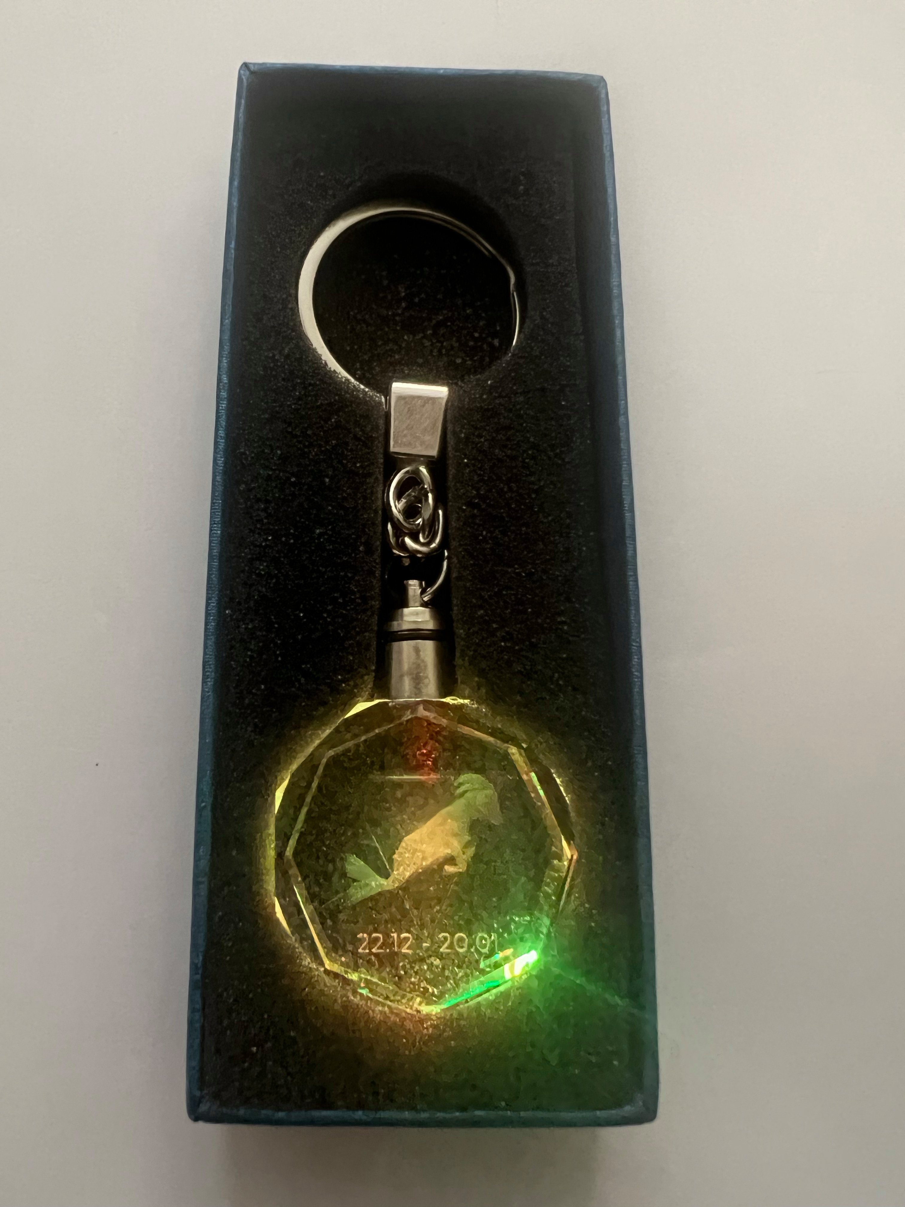 Stelby Schlüsselanhänger Sternzeichen Steinbock Multicolor Schlüsselanhänger mit Geschenkbox