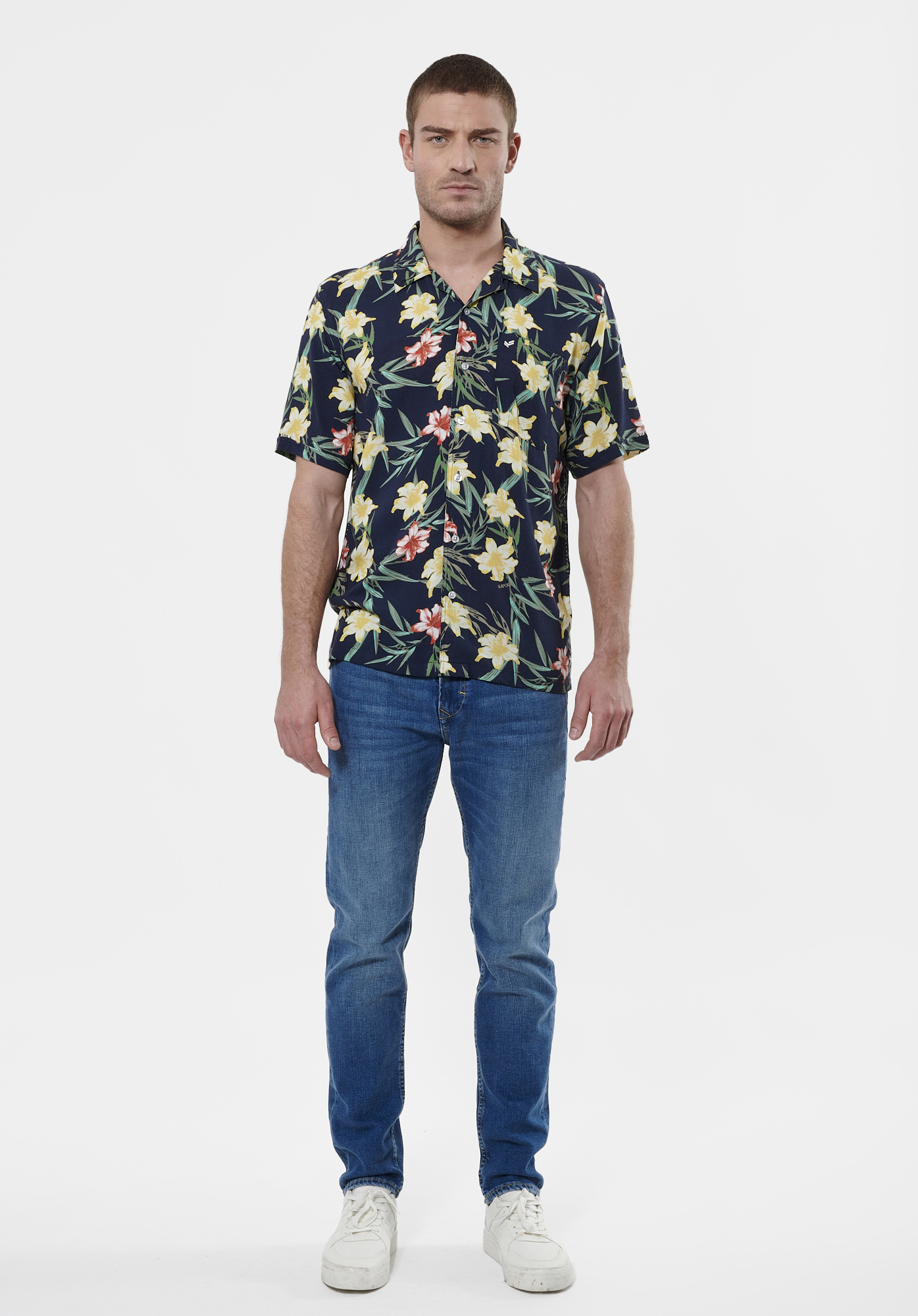 MACAO  Chemise fleurie bleue Homme