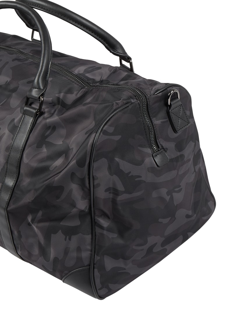 Weekender mit Camouflage-Muster in schwarz